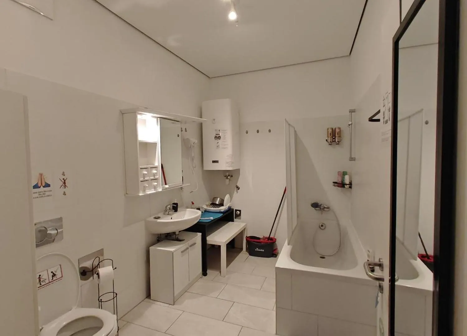 Abai Apartments 1140 Only Www-On-Line-Check-In & Selfservice Vienna Homestay
